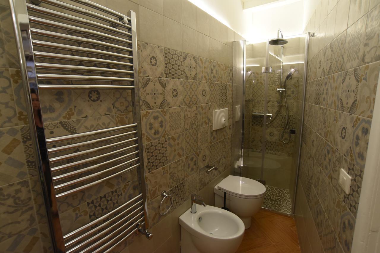 Cadelli Luxury Suite & Apartments Lecce Bagian luar foto