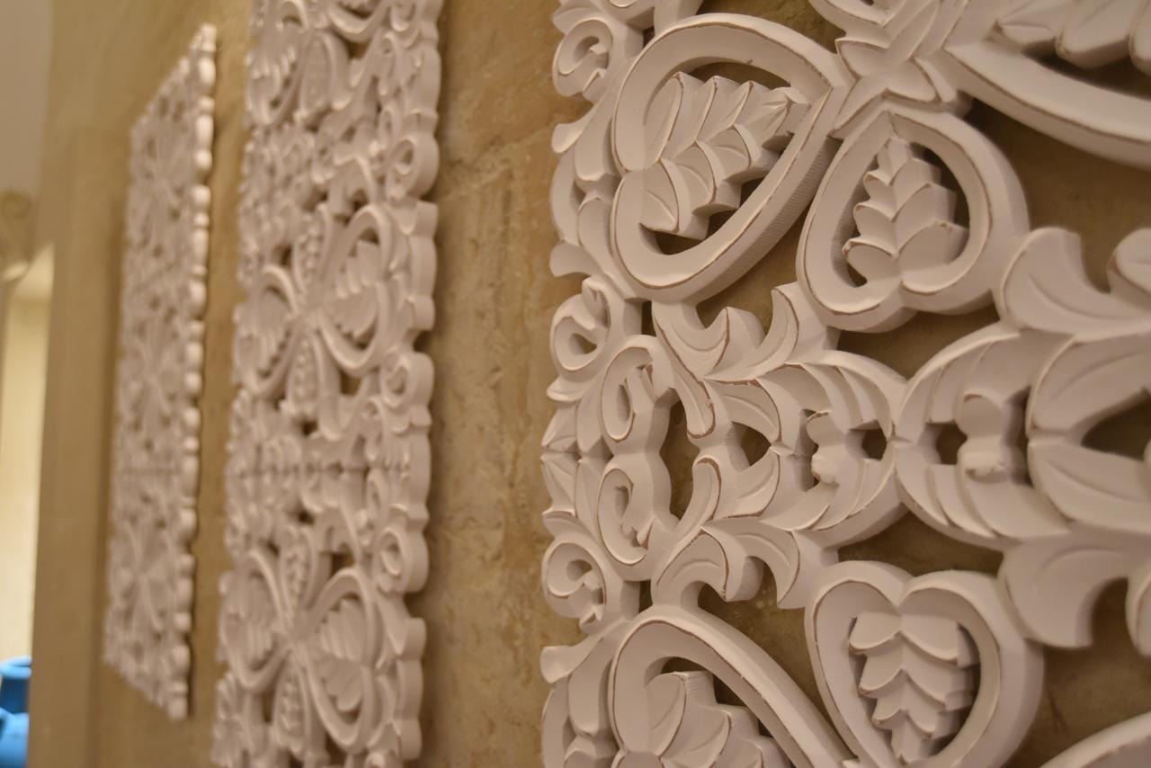 Cadelli Luxury Suite & Apartments Lecce Bagian luar foto
